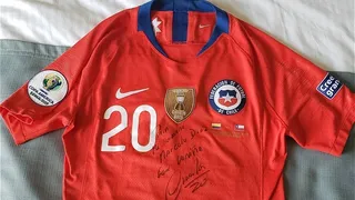 Marcelo Díaz recibió un gran regalo del “ídolo” Charles Aránguiz después de la Copa América