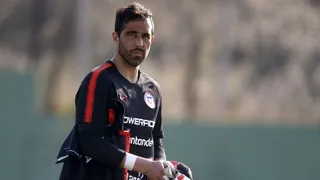 Claudio Bravo espera las clasificatorias “con deseos de trabajar más que nunca”