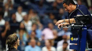 Zverev detuvo su duelo ante Sinner en el US Open por gritos nazis de un espectador