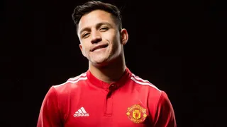Hincha de Manchester United adaptó canción para apoyar a Alexis Sánchez