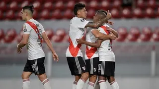 Arbitros chilenos dieron positivo por coronavirus en la previa del duelo de River Plate
