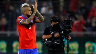 Arturo Vidal reforzó ofensiva judicial contra su primo: Fraude, manipulación y sustracción