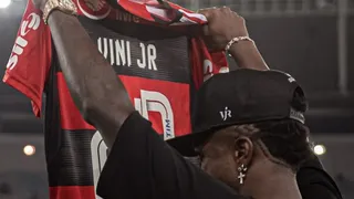 Vinicius Junior fue homenajeado por Flamengo en el Maracaná
