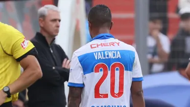 Tenso cruce: Jhojan Valencia le pidió explicaciones a Tiago Nunes tras salir en U Católica