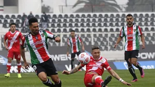 Curicó Unido tomó un respiro con triunfo clave ante Palestino