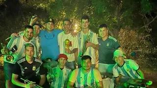 Angel Di María se emocionó hasta las lágrimas con el himno argentino en medio de festejos navideños