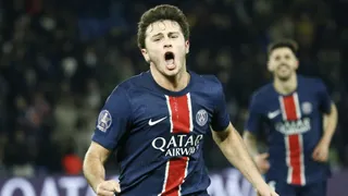 PSG goleó a Toulouse con Gabriel Suazo por la Liga de Francia