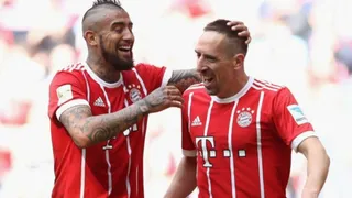 Arturo Vidal no se olvida de su “hermano” Ribéry y lo saludó en su cumpleaños