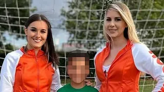 Escándalo en Inglaterra por patrocinio a club infantil de parte del polémico restaurante Hooters