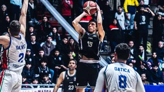 Básquetbol: CSD Colo Colo somete a Stadio Italiano y queda a un paso del ascenso