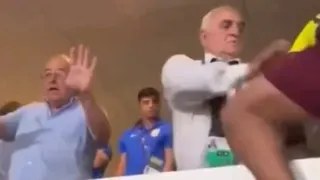 Más antecedentes: Dirigentes de Uruguay también se pelearon con hinchas de Colombia