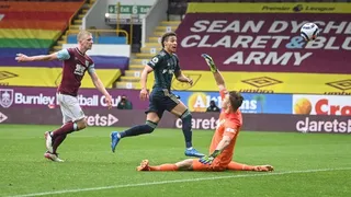 Mateusz Klich y Rodrigo guiaron con sus golazos la abultada victoria de Leeds sobre Burnley