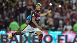 Los detalles de la inminente llegada de Vidal a Atlético Paranaense tras su paso por Flamengo