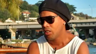Ronaldinho desmintió boda con dos mujeres: “Es una mentira tremenda”