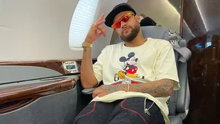 “Para alegría de unos y tristeza de otros”: Neymar inició su viaje de vuelta a París tras el Año Nuevo