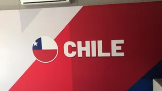 Personalizado con fotos de cada jugador: Así es el camarín de Chile en las Finales de la Copa Davis