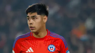 Un chileno sacude el mercado: el club sudamericano que se adelanta a Europa