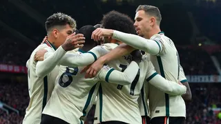 ¡Puros golazos! El abultado triunfo de Liverpool ante Manchester United en la Premier