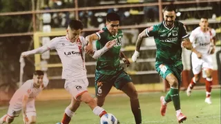 San Felipe y Temuco igualaron en duelo marcado por un apagón y un polémico gol anulado