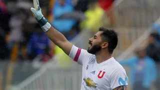 Ronald Fuentes desmintió conflicto de Johnny Herrera con la dirigencia de Universidad de Chile