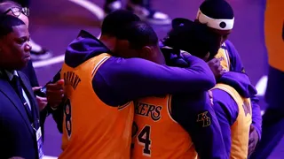 Los Angeles Lakers honró la memoria de Kobe Bryant en el Staples Center