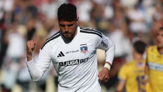 Romero desata polémica en Colo Colo: árbitro lo denuncia tras festejo