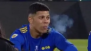 Marcos Rojo festejó el título de Boca fumando y bebiendo cerveza en plena cancha