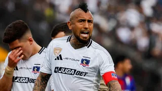 La jugada arriesgada de González: así será la formación de Colo Colo ante la U de Chile en el Monumental