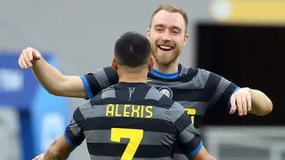 Alexis, Lukaku y Darmian dirigieron el sólido triunfo de Inter sobre Genoa