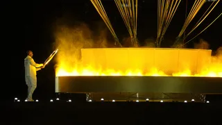 “La Ciudad de la Luz” se iluminó aún más con el encendido de la llama olímpica en París 2024