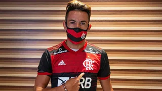 Hinchas de Boca Juniors se mostraron molestos por la llegada de Mauricio Isla a Flamengo