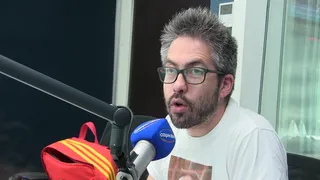 “Genios”, el nuevo libro de Pelotazo que cuenta la historia de 22 figuras relacionadas al fútbol