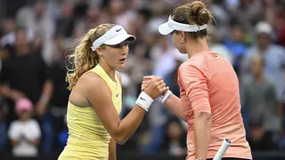 La revelación dijo adiós: Krejcikova frenó el ascenso de la joven Andreeva en Australia