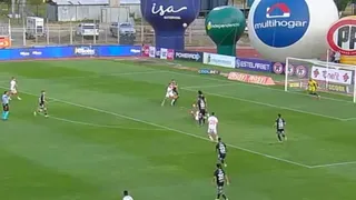 Javier Castrilli reconoció que “existió penal” en jugada de Jeyson Rojas con Felipe Fritz