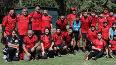 Colo Colo viaja a Uruguay y un detalle fuera de la cancha abre un problema interno