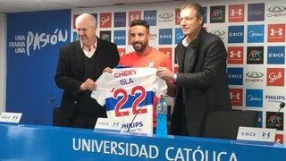 Mauricio Isla: La UC se me acercó tras el partido con Flamengo y yo quería volver al fútbol chileno