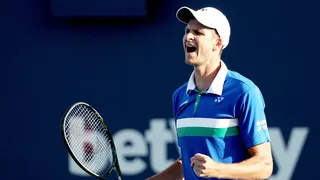 Otro golpe en Miami: Hubert Hurkacz eliminó a Stefanos Tsitsipas en cuartos de final