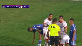 La comentada acción de Leandro Fernández en el tenso empate de la U y Unión La Calera