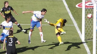 10 inolvidables clásicos entre Colo Colo y Universidad Católica de la última década