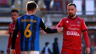 Ñublense salvó un empate en Chillán y dejó complicado a Huachipato en el Campeonato Nacional