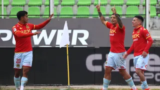 Unión Española ganó el clásico de colonias a Palestino y se reenganchó con la victoria