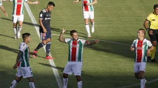 Palestino firmó su tercera igualdad consecutiva tras intenso duelo con la U en el Nacional