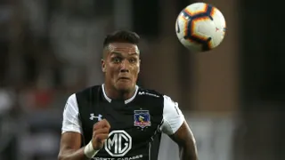Javier Parraguez es baja en Colo Colo para el duelo frente a Deportes Iquique