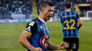 Cris Martínez abrió la cuenta en el amanecer del partido para Huachipato frente a Audax