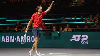 Medvedev conquistó el primer título de la temporada en Rotterdam a costa de Sinner