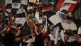 Hinchas de Colo Colo generan incidentes en las inmediaciones del Monumental previo al duelo ante Fortaleza