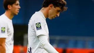 Partido de Toulouse de Gabriel Suazo fue interrumpido por alarma de incendio