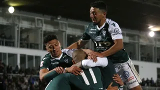 Santiago Wanderers derribó a Santa Cruz y volvió a ganar luego de tres meses en la Primera B