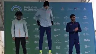 Carlos Díaz logró medalla de bronce en el medio maratón de Belgrado