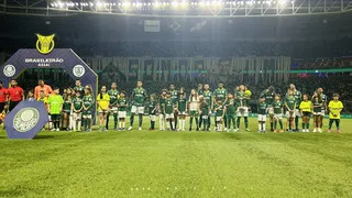 Palmeiras goleó a América MG y se acercó al título del Brasileirao a dos fechas del final